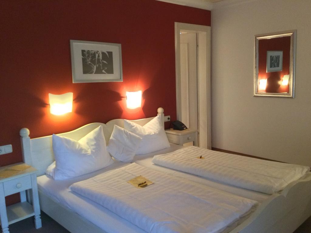Hotel Egger-Stueberl Schechen Quarto foto